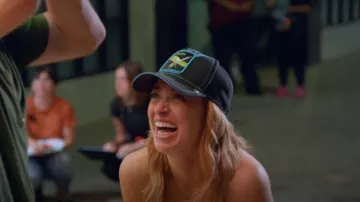 Casquette Bbuzzzedd de Goorin Bros portée par Jo Wenberg comme on le voit dans Vanderpump Rules (S11E14)