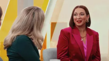 Blazer de A.L.C. Declan usado por Molly Novak (Maya Rudolph) como se ve en Loot (T02E06)