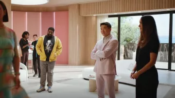 Topman Re­laxed Dou­ble Breast­ed Suit Jacket worn by Nicholas (Joel Kim Booster) as seen in Loot (S02E06)