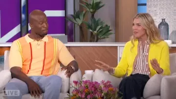 Ulla Johnson Le jean Geneviève porté par Amanda Kloots vu dans The Talk le 2 mai 2024