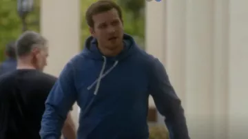 Reigning Champ Ter­ry Hood­ie worn by Evan 'Buck' Buckley (Oliver Stark) as seen in 9-1-1 (S07E06)