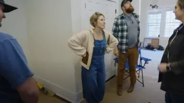 Oli and Hali Washed Romper Women’s Cargo Utility Shorts Jumper Jumpsuit worn by Erin Napier as seen in Home Town (S08E17)