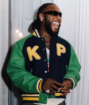 Veste Kenzo 'KP' Varsity Jacket Bleue et Verte portée par Burna Boy sur le compte Instagram @burnaboygram