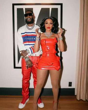 Gucci White Blue Red Striped Stars-Logo Sweatshirt worn by Gucci Mane on the Instagram account @laflare1017