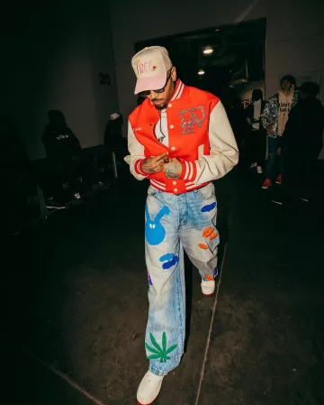 Pheit Beige & Pink Halo 'Free' Hat worn by Chris Brown on the Instagram account @chrisbrownofficial