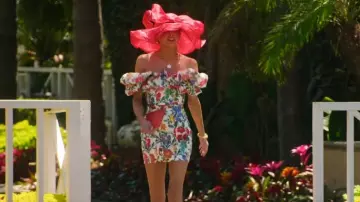 Montrez-moi votre robe Mumu Major Drama portée par Ali Harper comme on le voit dans Selling The OC (S03E08)