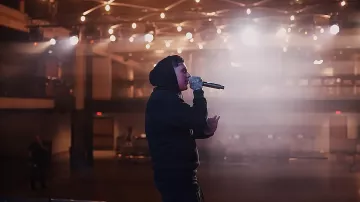 Unknown Designer Black Small Son­neti Hood­ie worn by DeeBaby in DeeBaby - Now Tell Me Why ( Official Video )