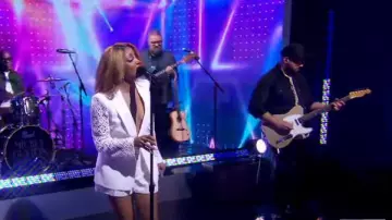 Cinq a Sept Corinna Lace Inset Shorts in Ivory worn by Mickey Guyton as seen in Good Morning America on May 8, 2024