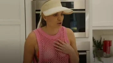 Eugenia Kim Visière en chanvre portée par Lindsay Hubbard vue dans Summer House (S08E12)