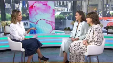 Pantalon Maria McManus à plis simples porté par Christy Turlington, comme on le voit dans Today le 8 mai 2024