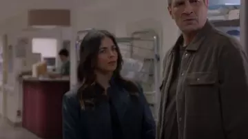 Zadig And Voltaire Leather Blaz­er worn by Bailey Nune (Jenna Dewan) as seen in The Rookie (S06E08)