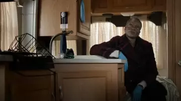 L'agence Plaid Coat worn by Kemi Adebayo (Adeola Role) as seen in Alert: Missing Persons Unit (S02E09)