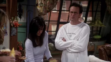 Friends Wardrobe: Chandler Bing (Matthew Perry) is wearing "Think Snow" Long Sleeve Tee in season 7, episode 3