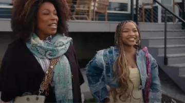 Robe Simkhai Franklin portée par Delilah (Laya DeLeon Hayes) telle qu’on la voit dans The Equalizer (S04E09)