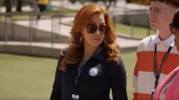 Gucci Sun­glass­es GG0890S worn by Melissa Schemmenti (Lisa Ann Walter) as seen in Abbott Elementary (S03E13)