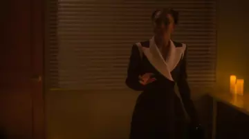 LaQuan Smith Colorblock Crop Double Breasted Satin Trim Blazer worn by Zoey Johnson (Yara Shahidi) as seen in grown-ish (S06E17)