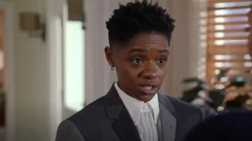 Veste à trois boutons Thom Browne Colorblock portée par Tamia 'Coop' Cooper (Bre-Z) telle qu’elle est vue dans All American (S06E08)