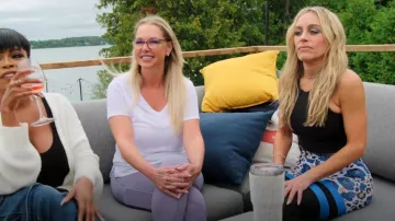 Lululemon Cut-Out Knit Tank Top worn by Jami as seen in MILF Manor (S02E03)