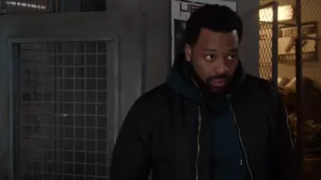 G-Star Raw Vo­dan Quilt­ed Bomber Jack­et worn by Kevin Atwater (Laroyce Hawkins) as seen in Chicago P.D. (S11E12)