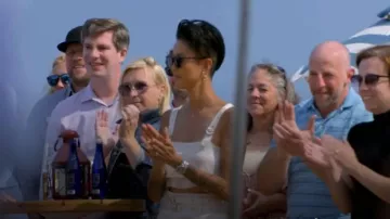 Pantalones Rhett de etiqueta NONchalant usados por Kristen Kish como se ve en Top Chef (T21E10)