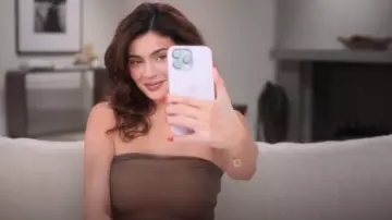 Cartier Trinity Bracelet worn by Kylie Jenner as seen in The Kardashians (S05E01)