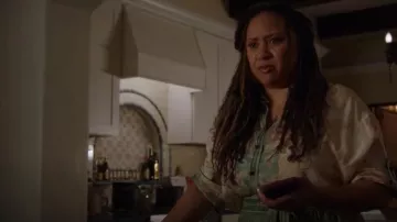 Zimmermann + Net Sustain August Floral-print Organic Silk Blouse worn by Karen Wilson (Tracie Thoms) as seen in 9-1-1 (S07E09)