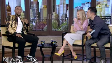 Baskets basses Gucci Mac80 portées par Jay Pharoah comme on le voit dans LIVE with Kelly and Mark le 22 mai 2024