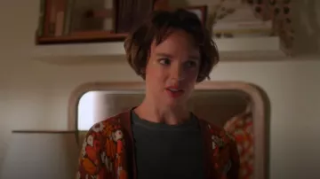 Compañia Retro-Inspired Nature 70s Autumn Jacquard Floral Grannycore Cardigan worn by Sarah Kinney (Emily Haine) as seen in Reginald the Vampire (S02E02)