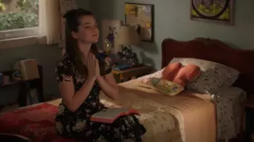 No Boundaries Juniors' Corset Peasant Dress worn by Missy Cooper (Raegan Revord) as seen in Young Sheldon (S07E12)
