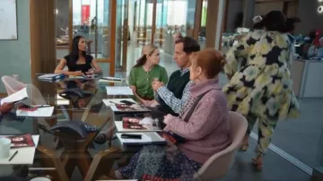 Stine Goya Isra Pants worn by Molly Novak (Maya Rudolph) as seen in Loot (S02E10)