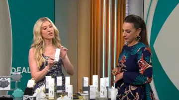 Robe midi en popeline imprimée Adam Lippes Collective portée par Ashley Bellman telle que vue dans CBS Mornings le 25 mai 2024