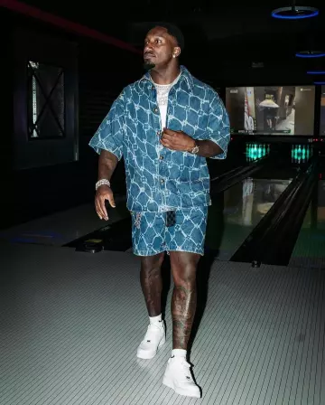Louis Vuitton Blue Fishnet Monogram Denim Shirt worn by Deebo Samuel on the Instagram account @blitzfits