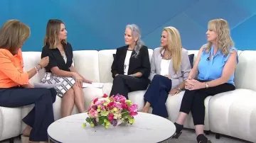 Michael Kors Camisa corta de corbata cruzada de algodón y popelina usada por Savannah Guthrie como se ve en Today el 29 de mayo de 2024