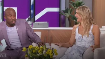 Cinq a Sept Ebba Garden Toile Dress usado por Amanda Kloots como se ve en The Talk el 6 de mayo de 2024