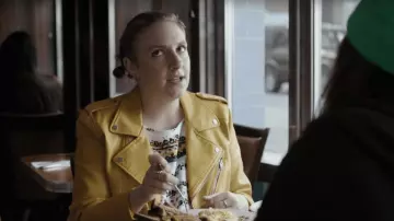 Girls TV series outfits : Lena Dunham is wearing Yellow Leather Jacket to portray Hannah Horvath in season 6, episode 1
