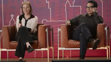 Hacks TV show: Ribbed Polo shirt worn by Ava (Hannah Einbinder) in season 3, episode 1