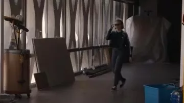 Levi's Wedgie Straight Fit Women's Jean's worn by Ava (Hannah Einbinder) as seen in Hacks (S03E09)