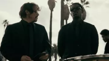 Les lunette de soleil portées par Franklin Saint (Damson Idris) dans la série Snowfall (S06E07)