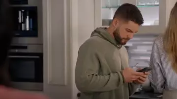 John Elliott Thermal Fleet Half Zip worn by Asher Adams (Cody Christian) as seen in All American (S06E10)