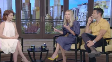 Robe de forage en lin ceinturée à manches ballon Chloe portée par Kelly Ripa telle que vue en DIRECT avec Kelly et Mark le 31 mai 2024