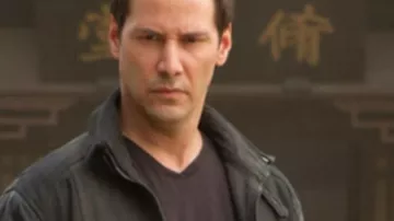 Looks from the movie: Keanu Reeves wears a leather jacket for his role as Donaka Mark