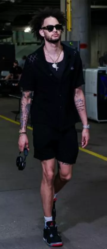 Gafas de sol Louis Vuitton Black '1.1 Millionaires' usadas por Dereck Lively II en la cuenta de Instagram @dallasmavs