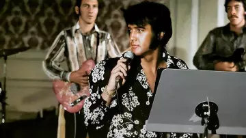 Elvis Presley Outfits: Flower shirt worn by Elvis rehearsing at the International Hotel, August 4, 1970
