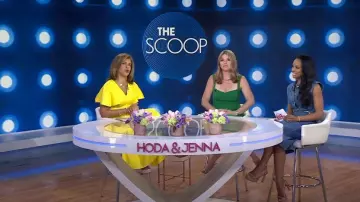 Robe midi en denim Aje Darcie portée par Devyn Simone comme on le voit dans Today with Hoda & Jenna le 4 juin 2024