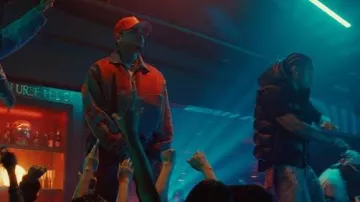 Kth Kill The Hype La Seattle Mariners Red Hat usado por Chris Brown en Chris Brown - Go Girlfriend (Video Oficial)