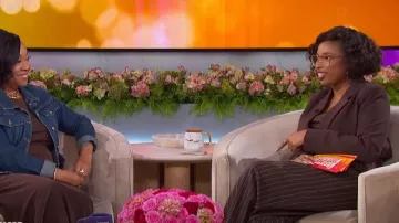 Mono bandeau de Asos usado por Jennifer Hudson como se ve en The Jennifer Hudson Show el 25 de mayo de 2024