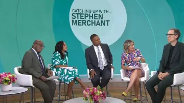 Chico's Green Leaf Print Poplin Dress worn by Sheinelle Jones as seen in Today on  June 6, 2024