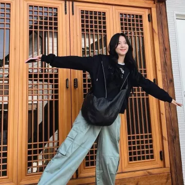 Jisoo Outfits: Lemaire Black Crossbody Bag worn by Blackpink member on Instagram post