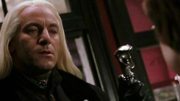 The Cane and wand Lucius Malfoy (Jason Isaacs) in Harry Potter and the Chamber of Secrets