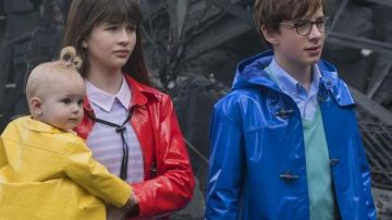 Les K-way des enfants Baudelaire dans les Désastreuses aventures des orphelins Baudelaire